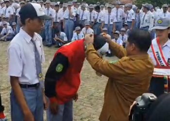 19 Siswa Berprestasi SMAN 2 Tenggarong Terima Apresiasi Dari Dispora Kukar