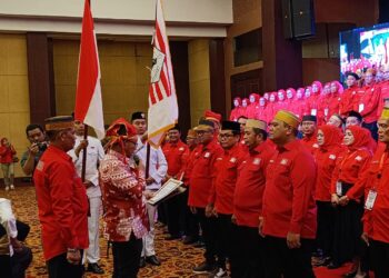 Lantik 361 Pengurus KKSS, Muslimin Ingin Warga Sulsel Bersatu Bangun Kota Samarinda