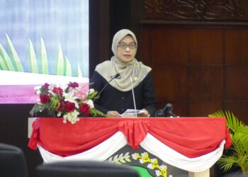 Sekda Sri Wahyuni Hadiri Rapur DPRD Kaltim: Penyampaian Raperda Perubahan APBD Tahun Anggaran 2024