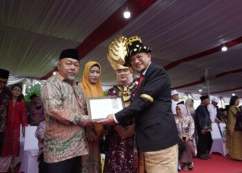 PTPN IV PalmCo Regional 1 Gelar Upacara HUT RI-79 dan Berikan Penghargaan Kepada 1.488 Karyawan