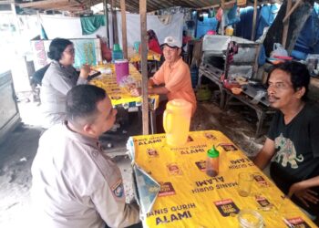 Jelang Pilkada, Binmas Polres Langkat Sambangi Warga