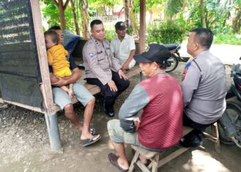 Menjelang Pilkada Serentak 2024 Bhabinkamtibmas Lingkungan 2 Kelurahan Paya Mabar Stabat Laksanakan Cooling System