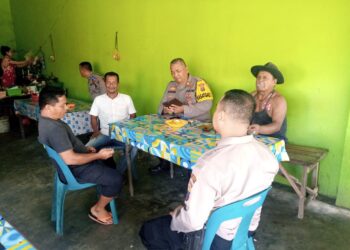 Sat Binmas Polres Langkat Sambangi Warga Dalam Giat Cooling System Pilkada
