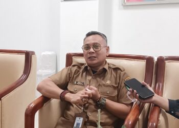 Junaidi Katakan Akan Terapkan Retribusi Parkir Di Area Parkir Stadion Kadrie Oening