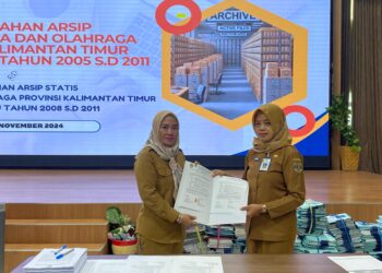 Optimalisasi Kearsipan, Dispora Kaltim Laksanakan Pemusnahan dan Penyerahan Arsip Bersama DPK