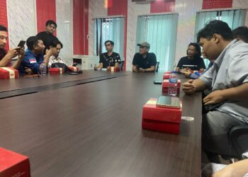 Keterlambatan Honor 800 Penari Erau Akibat Gangguan Sistem Nasional, Disdikbud Kukar Gelar Konferensi Pers