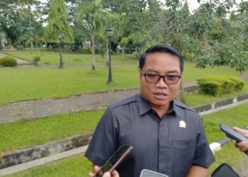 Guntur Bangga Keberhasilan Petani Semangka di Desa Mulawarman dan Berkomitmen Meningkatkan Pertanian di Kukar