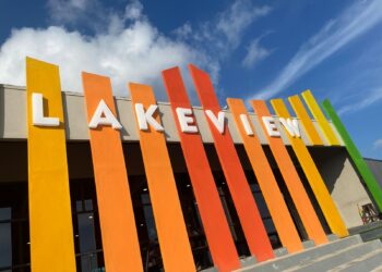 Dari Bekas Tambang Menjadi Wisata Spektakuler, Lakeview Tawarkan Wahana Seru dan Pemandangan Memukau