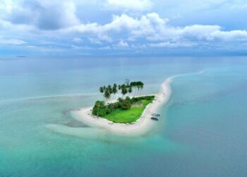 Pulau Manimbora, Pesona Pulau Mungil Di Ujung Kalimantan Timur