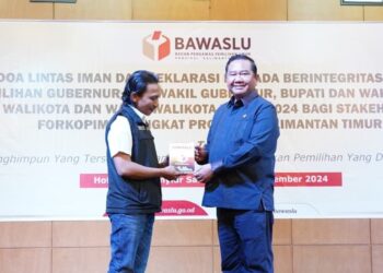 Ekti Imanuel Hadiri Doa Lintas Iman dan Deklarasi Pilkada Berintegritas di Kaltim