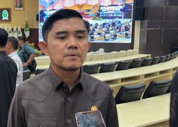 Andi Satya Adi Saputra Serap Aspirasi Warga Terkait Kekurangan Lahan Pemakaman di Rapak Dalam