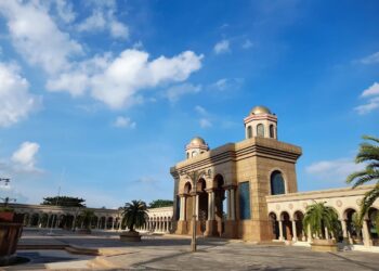 Masjid Islamic Center Samarinda, Ikon Megah di Tepian Sungai Mahakam