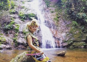 Air Terjun Jenum, Pesona Alam dan Budaya yang Memikat di Kampung Merasa