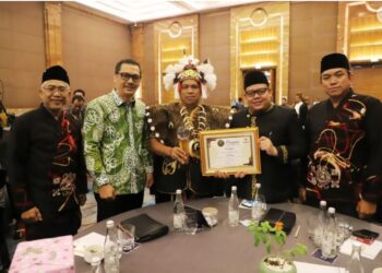 Desa Batuah Masuk 4 Besar Nasional di Ajang Keterbukaan Informasi Desa 2024