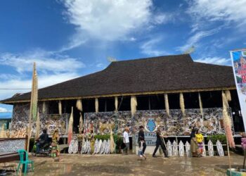 Desa Budaya Bena Baru, Menyaksikan Kehidupan Adat Di Berau
