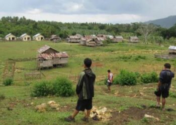 Pesona Keaslian Alam dan Budaya Suku Dayak Basap di Kampung Teluk Sumbang