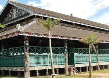 Keindahan Lamin Dayak, Rumah Panjang Penuh Filosofi