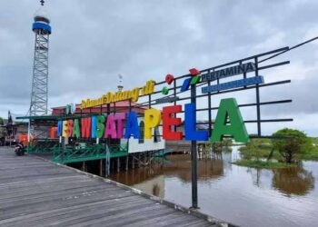 Desa Pela: Jejak Tradisi di Tengah Alam yang Memukau
