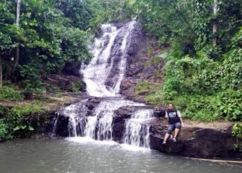Air Terjun Lembah Beringin: Keindahan yang Belum Terjama