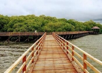 Pantai Tanjung Batu: Keindahan yang Masih Asri