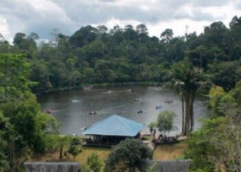 Mengunjungi Desa Muara Pahu, Kutai Barat