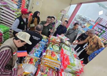 DPPKUKM Kaltim Lakukan Pengawasan Terpadu Menjelang Natal Dan Tahun Baru Di Berau