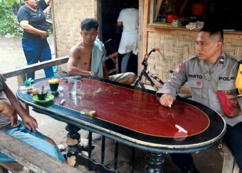 Bhabinkamtibmas Polsek Kuala Sampaikan Pesan Kamtibmas Pasca Pilkada
