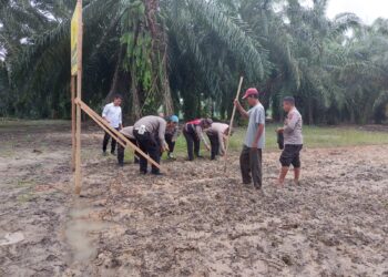 Polsek Besitang Polres Langkat Manfaatkan Lahan Kosong, Dukung Program Ketahanan Pangan