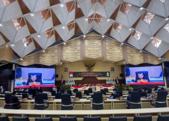 Rapat Paripurna DPRD Kaltim Umumkan Paslon Gubernur dan Wagub Terpilih 2025-2030