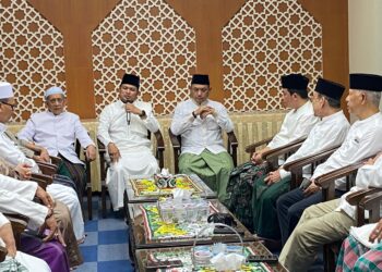 Safari Ramadan di Masjid Islamic Center, Gubernur Kaltim Tekankan Dua Fokus Program Prioritas