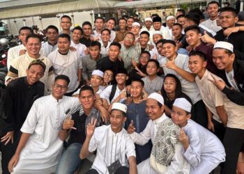 Gubernur Rudy Mas’ud Bangun Kedekatan dengan Pemuda Melalui Gerakan Salat Subuh Berjamaah