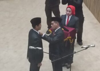 PAW Anggota Meninggal Dunia, Helmi Abdullah Melantik Yakob Pangedongan Jadi DPRD Samarinda Fraksi NasDem