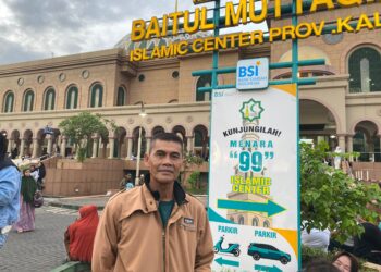 Gubernur Kaltim Tunjukkan Kepedulian, Pembagian Takjil Diterima Positif, Ini Kata Warga!