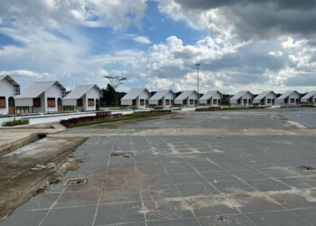 Bupati Kukar Pastikan Pujasera Segera Rampung, Masyarakat Diminta Bersabar