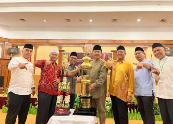 Loa Janan Raih Piala Bergilir Usai Tiga Kali Berturut-Turut Juara Umum MTQ Tingkat Kabupaten