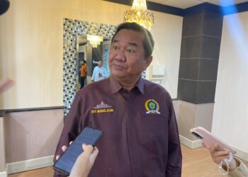 Jembatan Diterjang 23 Kali, Ekti Imanuel Desak Kepala KSOP Mundur