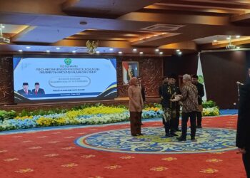 Apresiasi Pegawai Berprestasi, Gubernur Kaltim Dorong ASN Tingkatkan Kinerja