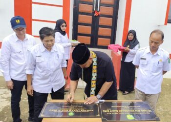 Gedung Baru, Semangat Baru: Bupati Kukar Resmikan Kantor Lurah Bukit Biru