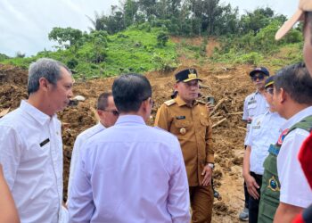 Tanggap Longsor di Lempake, Wagub Seno Aji Kunjungi Lokasi dan Sampaikan Komitmen Relokasi Aman