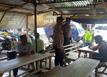 Antisipasi Premanisme di Pasar, Personil Polsek Kuala Gelar Patroli