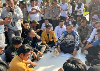 Mahasiswa Unmul Gelar Aksi Damai, Pemprov Kaltim Janjikan Tindak Lanjut Konkret