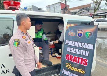 Sambut Hari Bhayangkara ke-79, Polresta Balikpapan Gelar Pemeriksaan Kesehatan Gratis bagi Driver Ojol