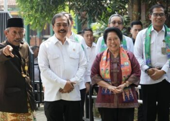 Ribuan Klien BAPAS Serentak Lakukan Aksi Sosial, Wujud Kesiapan Implementasi Pidana Alternatif