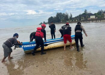 4 Pemancing Hanyut di Perairan Balikpapan, Batalyon A Brimob Kaltim Gerak Cepat Bantu Evakuasi