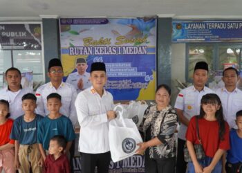 Implementasi 13 Program Akselerasi Rutan Kelas I Medan Bagikan Bansos