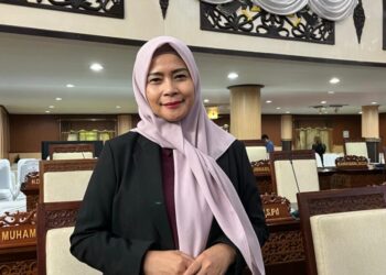 Sri Muryani Desak Pemerintah Percepat Perbaikan Jalan Hulu Kukar