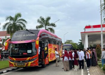 Penuh Harap,Pemkab Kukar Lepas 58 Kafilah MTQ  Kaltim dengan Pembinaan Berjenjang 