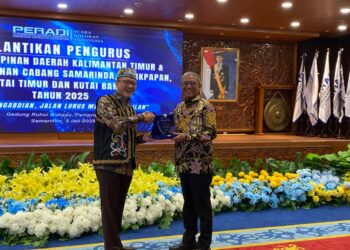 Pengurus PERADI SAI Kaltim Resmi Dilantik, Pemerintah Harap Advokat Jadi Mitra Pembangunan Hukum
