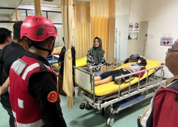Kecelakaan Truk Kontainer di Balikpapan Utara, Dua Korban Luka-Luka dan Kemacetan Panjang