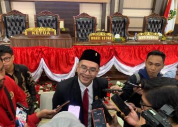 Akbar Haka Saputra Resmi Gantikan Almarhum Junaidi di DPRD Kukar, Bawa Semangat Baru Anak Muda